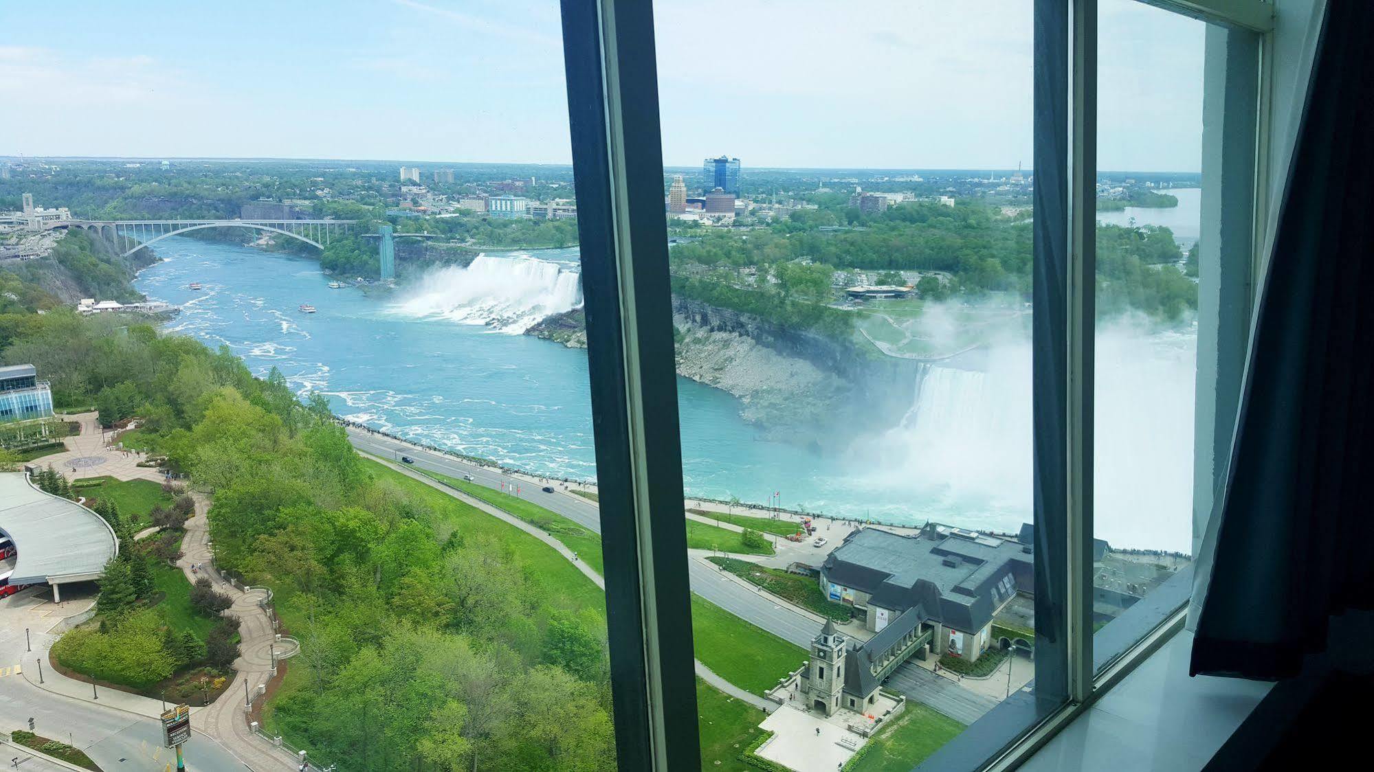 Tower Hotel At Fallsview Niagara Falls Ngoại thất bức ảnh